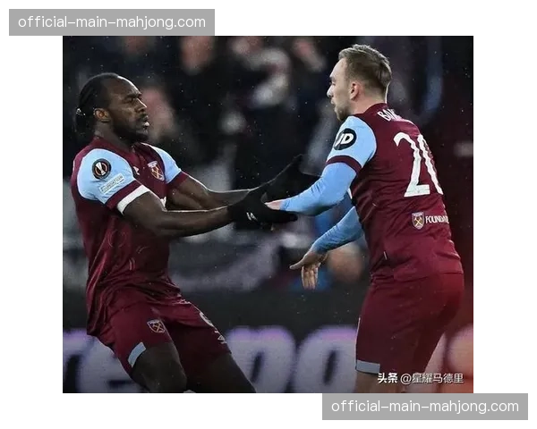 欧联杯：AC米兰vs勒沃库森，半场战罢1-1